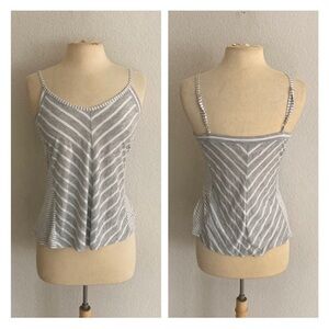 ❤️$10 BUNDLE SALE Puella tank top